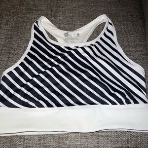 Striped sport bra. Extra supportive.